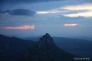 img_1305229549_44