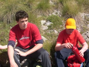 img_1210144385_484