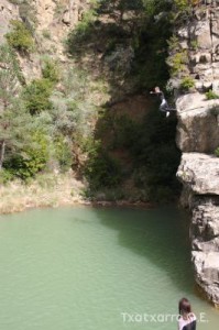 img_1272831482_228
