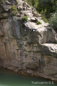 img_1272831488_22