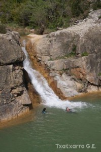 img_1272831492_934